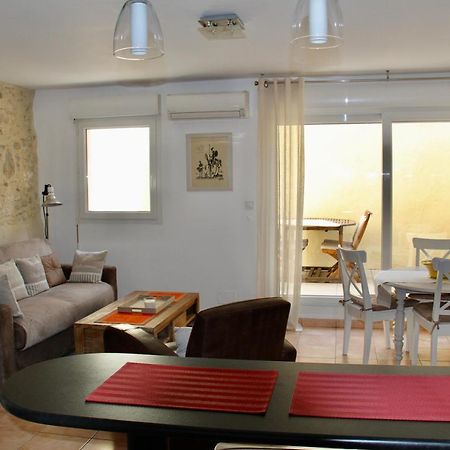 Agreable Maison De Ville Eyragues Εξωτερικό φωτογραφία